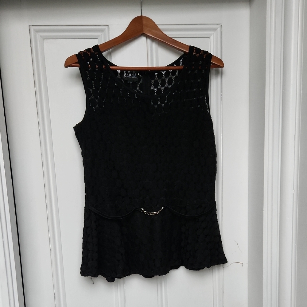 Elegant Black Lace Sleeveless Top Accent Belt N.W.D Large